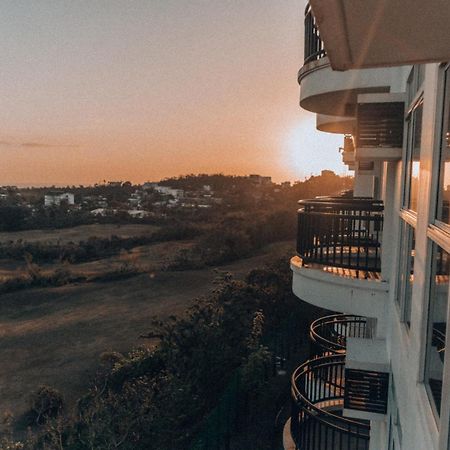 Modern Tropical Luxe Apartment - Boracay Newcoast Yapak Exterior foto